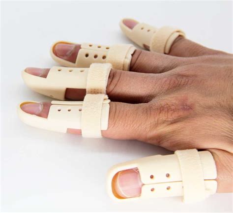 Which Way Does A Finger Splint Go