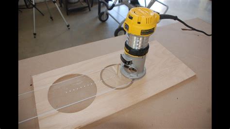 Which Way To Cut With Router