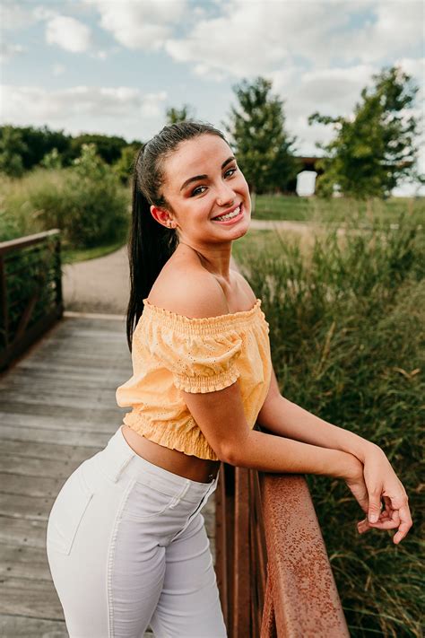 while marie brooke g