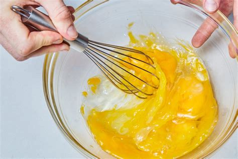 1. How To Whisk An Egg Perfectly