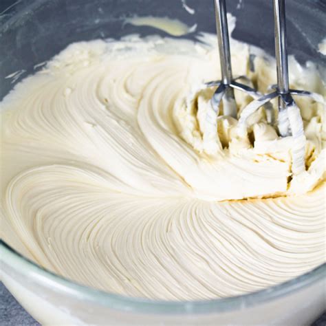 White Chocolate Ganache Whipped Frosting Filling