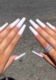 White Long Acrylic Nails: The Trendy Nail Style Of 2023