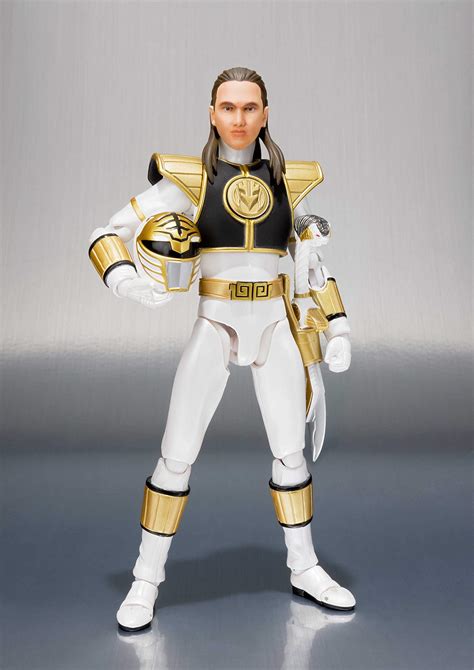 JUN218775 MIGHTY MORPHIN POWER RANGERS WHITE RANGER 1/6 SCALE AF