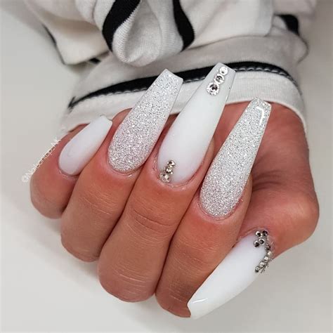 Coffin Short White Acrylic Nails With Diamonds My Cruise Myway