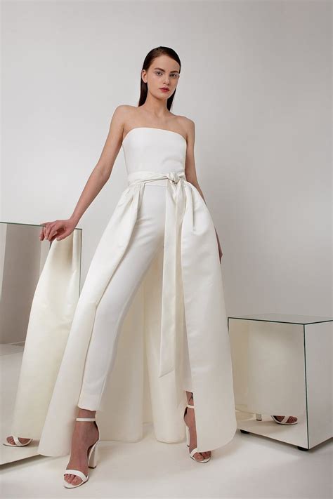 Wedding Dress Alternatives Women suits wedding, Wedding pants, White
