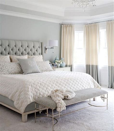 White Bedroom Decor