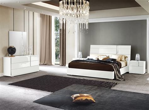 White Bedroom Set Modern