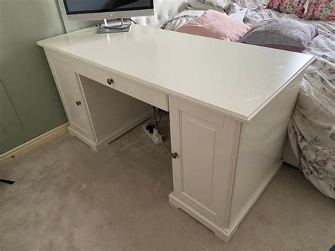 White Desk Gumtree