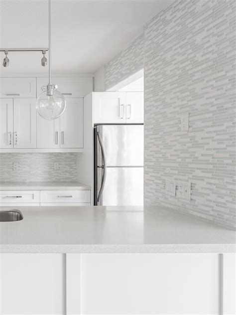 white grey backsplash