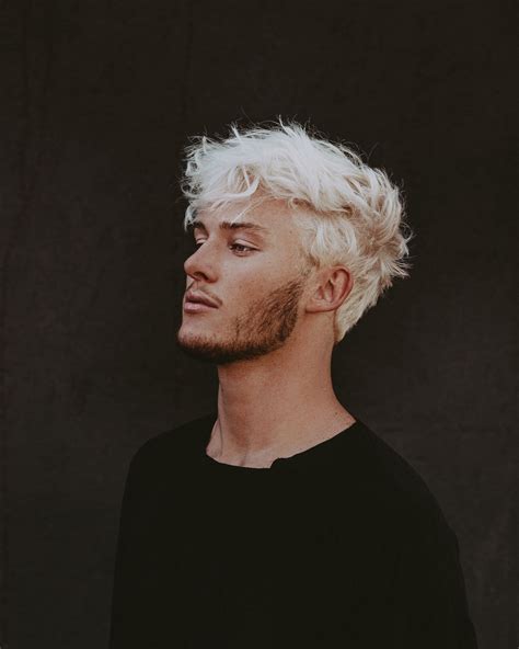 Terrific white hair man model Hair Style 2020