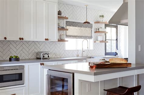 White Kitchen Backsplash With Gray Grout