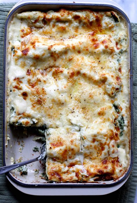 white lasagna with spinach