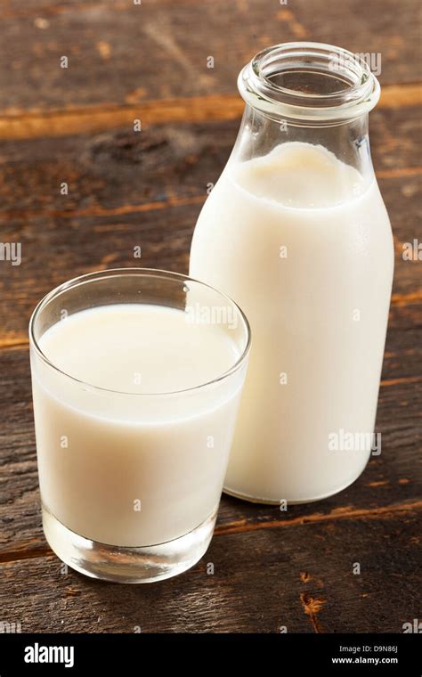 Benefits of White Milk: Surprising Health Facts