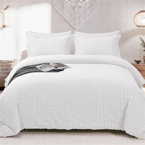White Queen Comforter Bed