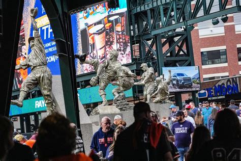 white sox iowa game ticket prices