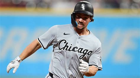 white sox roster moves