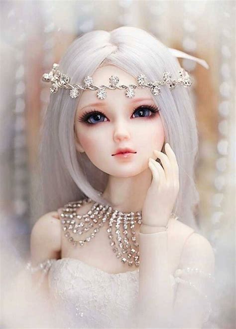 Ever After High® Way Too Wonderland™ Apple White™ Doll Shop Ever