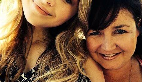 Unraveling The Enigma: Unveiling The Identity Behind Sabrina Carpenter's Mother