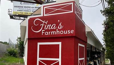 Who Owns Finas Farmhouse