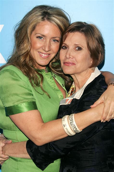 who are carrie fisher's siblings