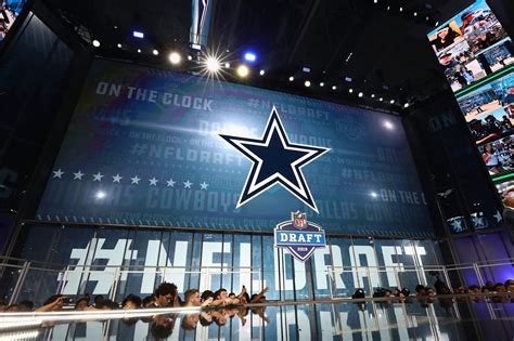 who are the cowboys going to draft