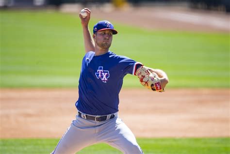 who are the pitchers for the rangers