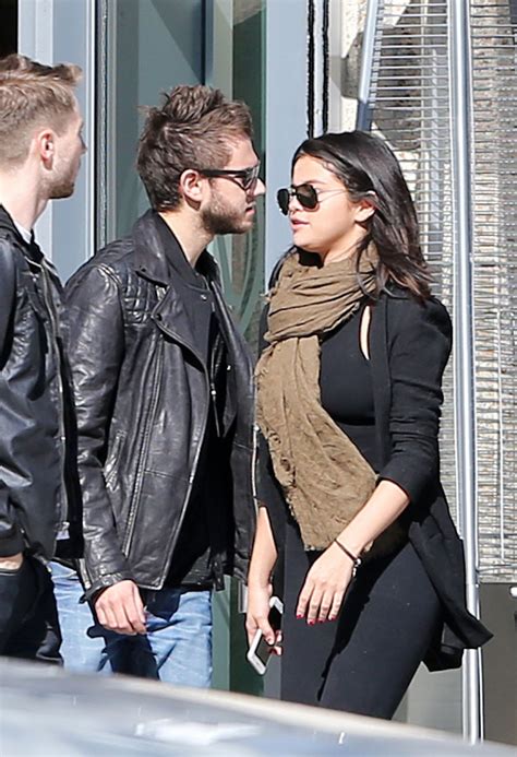 who did selena gomez date in 2015