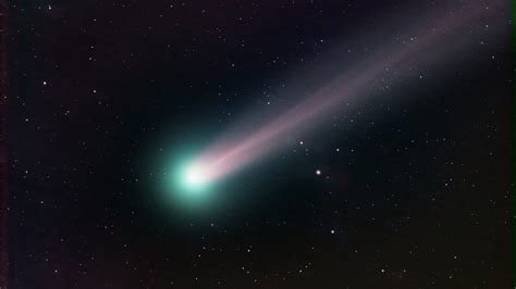 who discovered the first comet