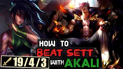 who does akali beat in mid