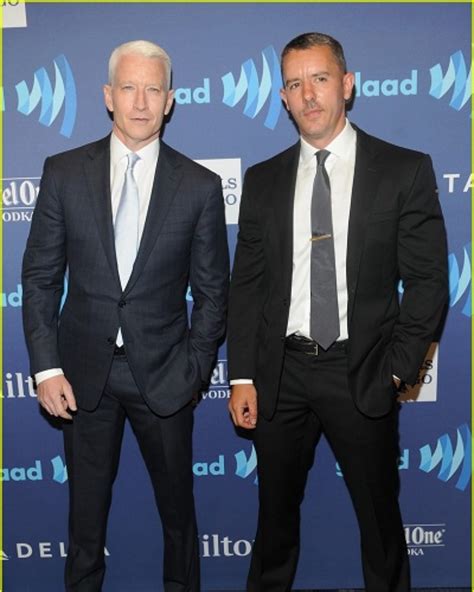 who is anderson cooper married to