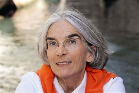 who is donna leon