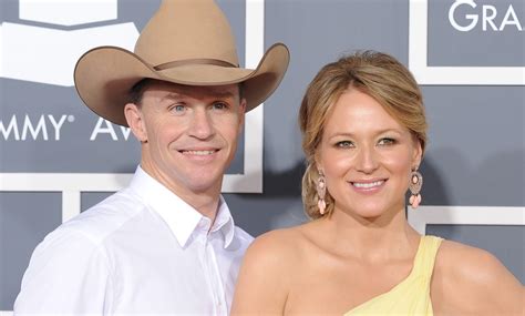 who is jewel kilcher married to now