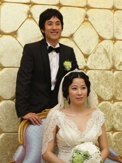 who is lee sun kyun wife jeon hye jin