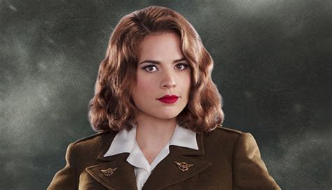 who is the actor of agent carter