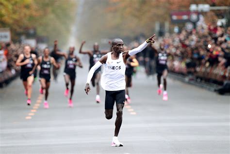 who is the best marathon runner