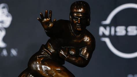 who is the heisman trophy favorite