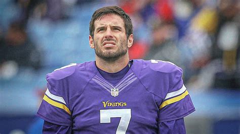 who is the qb for vikings