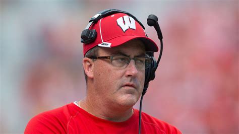 who is the wisconsin football coach