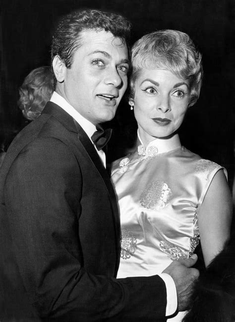 who is tony curtis wife