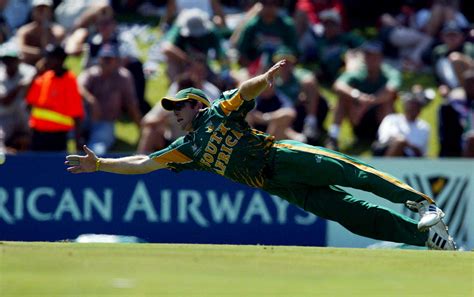 who is world's best fielder