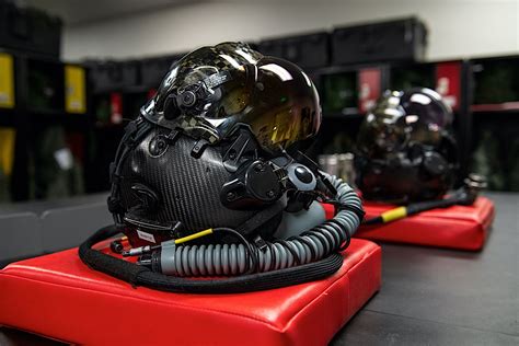 who makes fighter pilot helmets