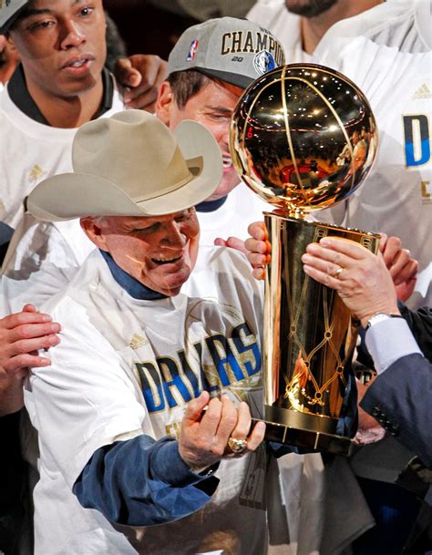 who own the dallas mavericks