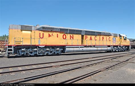 who owned the union pacific railroad