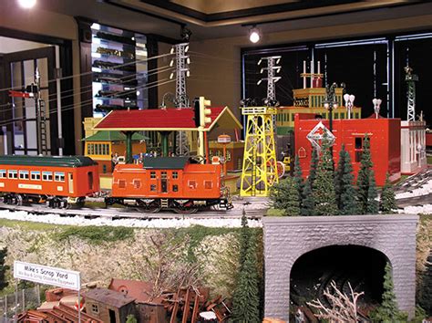 who owns mth model trains