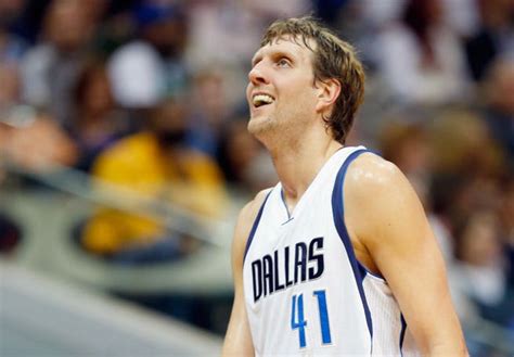 who owns the dallas mavs