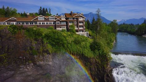 who owns the salish lodge