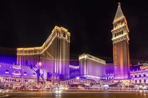 who owns venetian casino