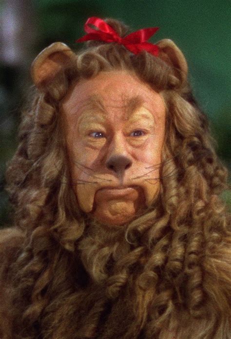 who played cowardly lion