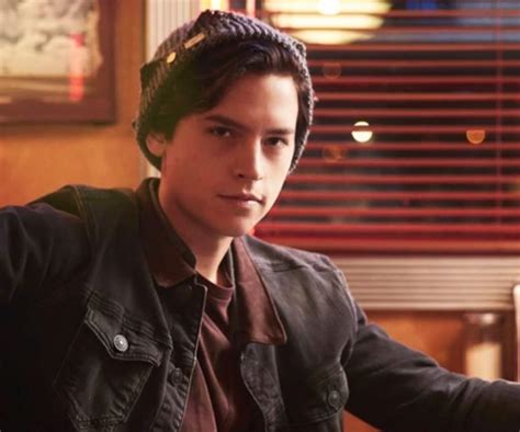 who plays as jughead in riverdale