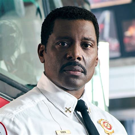 who plays bodens father on chicago fire